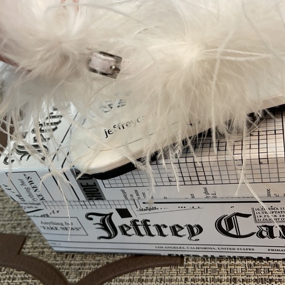 Authentic Jeffrey Campbell Boca Flat Sandals - Picture 13 of 13